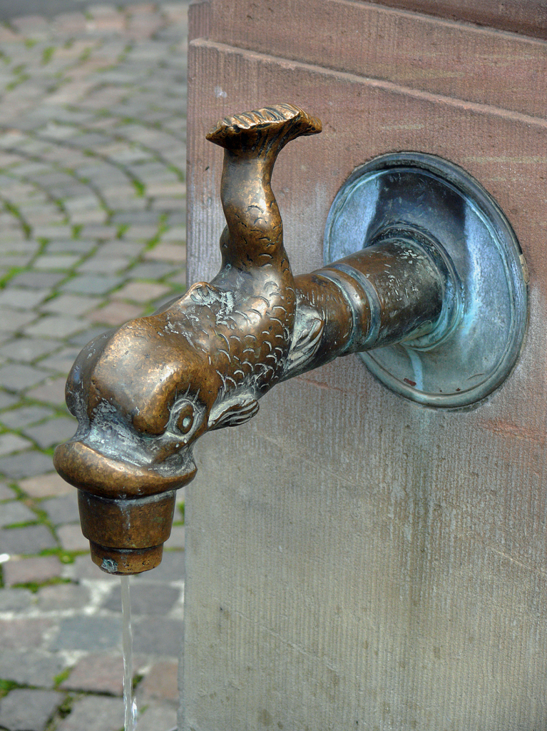 water tap (c) Lupo  / pixelio.de 