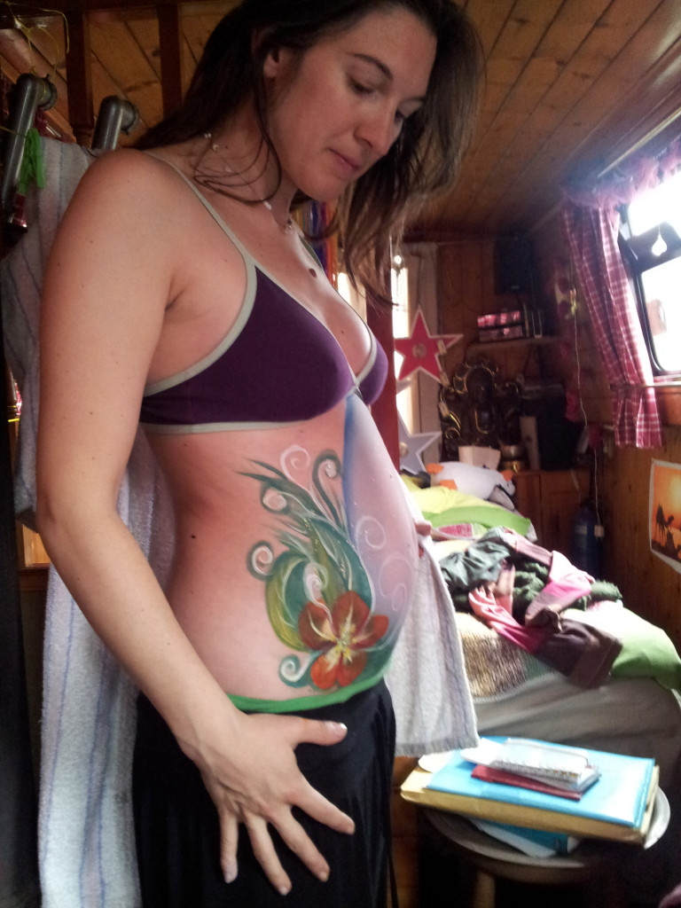 melody_belly_painting_egg